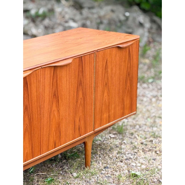 Long Dunvegan Sideboard from McIntosh, 1960s For Sale - Image 12 of 17