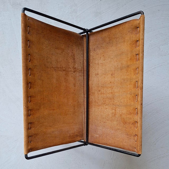 1960s Vintage Magazine Holder in Leather, 1950s For Sale - Image 5 of 8