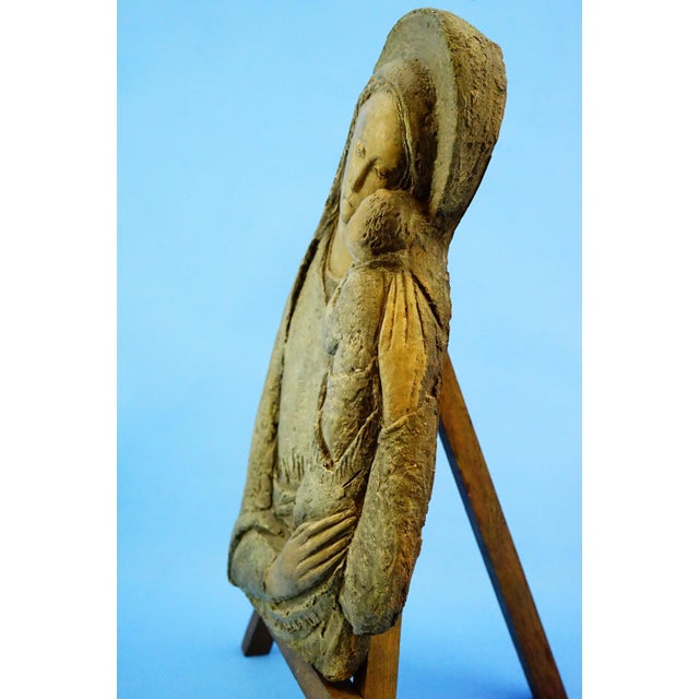 20th Century Terracotta Sculpture of Madonna and Child by Francesco Prosperi, Assisi, Italy For Sale - Image 6 of 18