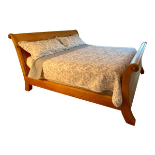Restoration Hardware California King Sleigh Bed in Pine For Sale