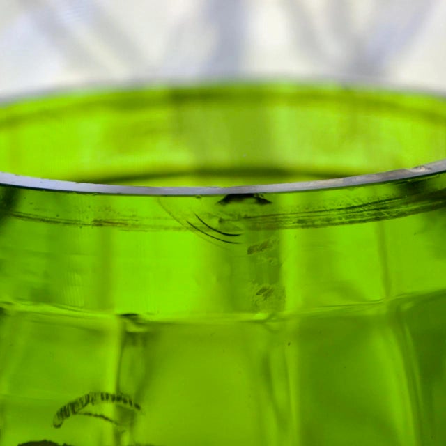 Mary Gregory Victorian Emerald Green Glass Lidded Jar – Ribbed Optic With Applied Rigaree Decoration, 1890s For Sale - Image 6 of 9