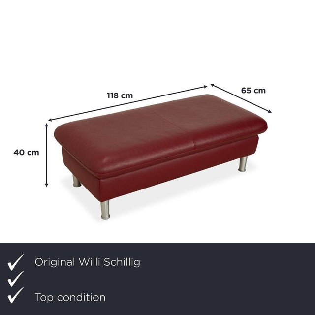 This stool from the "Loop" series is far more than just a practical addition. Its highlight is undoubtedly the high-...