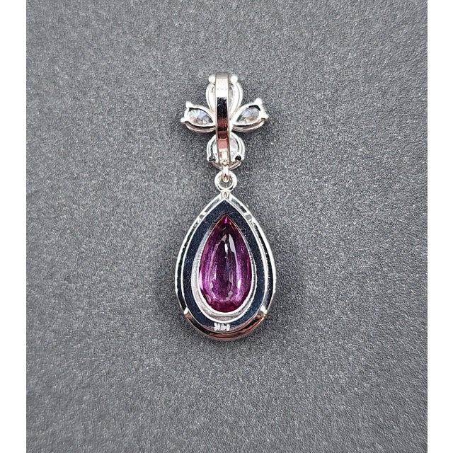 1.97 Ct Natural Pink Sapphire & Diamond Pendant For Sale In Chicago - Image 6 of 7