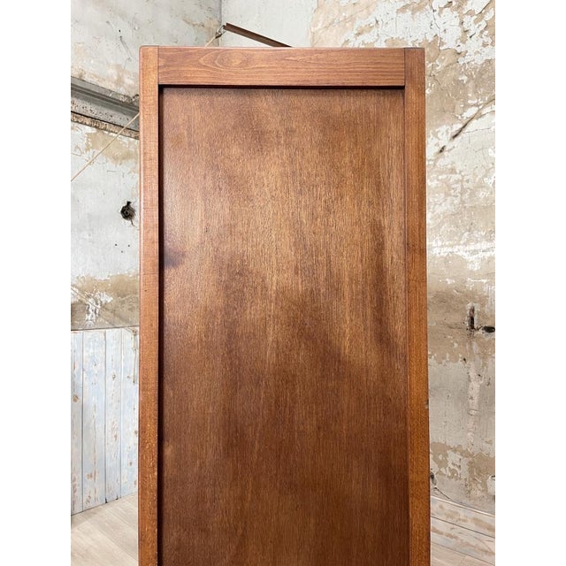 Vintage Showcase in Oak For Sale - Image 3 of 18