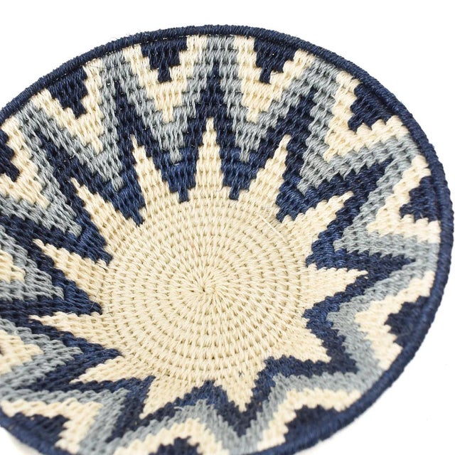 African Early 20th Century Sisal Handwoven Blue and White Star Basket Eswatini 7inch For Sale - Image 3 of 7