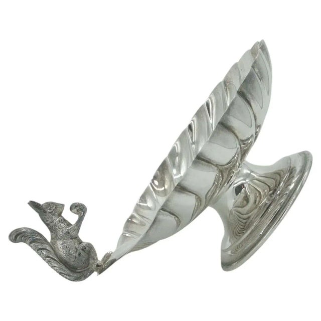 Contemporary Mid 20th Century English Silver Plate Tableware Serving Piece For Sale - Image 3 of 13