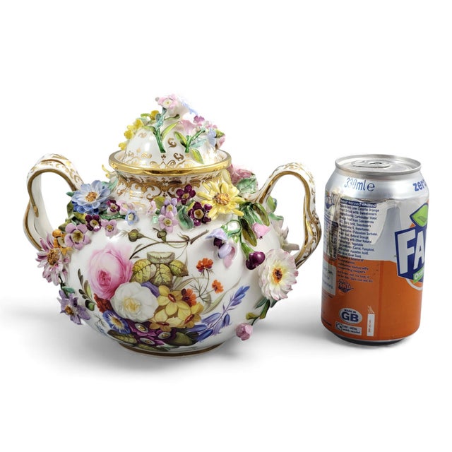 Antique Coalport Flower-Encrusted Pot, 1815 For Sale - Image 13 of 14