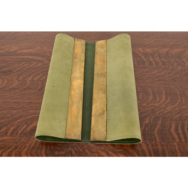 Tiffany Studios New York Grapevine Bronze Blotter Ends With Leather Desk Blotter For Sale - Image 10 of 13