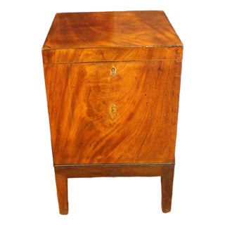 Circa 1800 English George III Cellarette Side Table For Sale