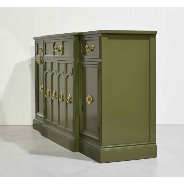 Mid Century Hollywood Regency Sideboard by Mount Airy in Green - Newly Painted For Sale - Image 9 of 16