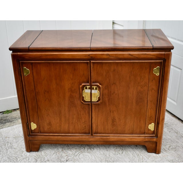 Vintage Thomasville Asian Influenced Flip Top CherryWood Server W/Brass For Sale In Philadelphia - Image 6 of 13