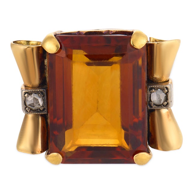 Mid-Century Modern Mid 20th Century Retro 13.80 Carat Citrine Diamond 18k Yellow Gold Cocktail Ring, Size 8 For Sale - Image 3 of 6