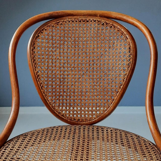 This swivel chair is listed in the Thonet catalogue of 1886 as "Drehstockerl mit Rücklehne", in English as "Music chair,...
