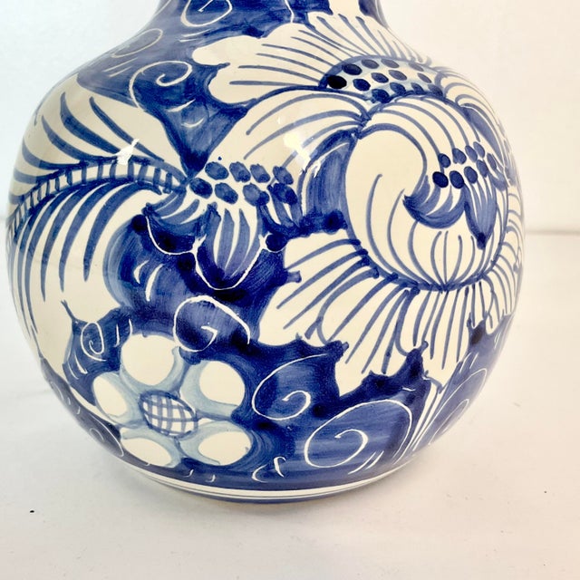 Mediterranean Vintage Italian Ceramic Hand-Painted Blue and White Decorative Decanter. For Sale - Image 3 of 7