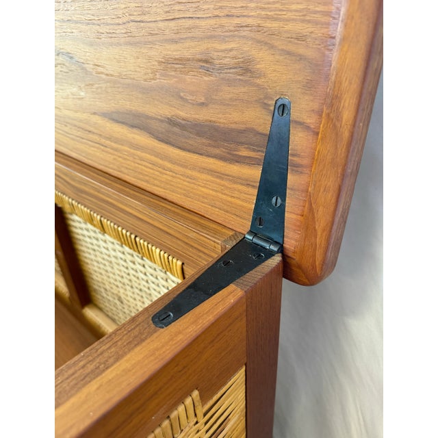 Brown Mid 20th Century Danish Teak Trunk/Chest Styled After Poul Hundevad For Sale - Image 8 of 12