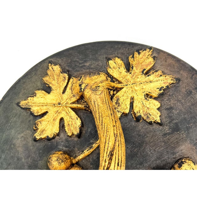 Vintage Italian Black & Gold Gilt Ceramic Lidded Box – Grapevine Motif – Hollywood Regency / Italian Traditional For Sale - Image 13 of 13
