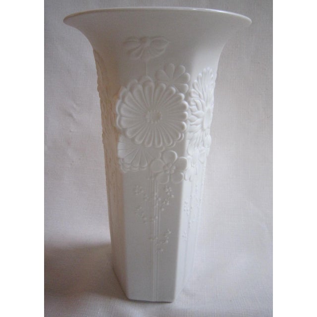 1960s Mid-Century Matte White Porcelain Botanical Vase by Artist Michaela Frey for Ak Kaiser For Sale - Image 6 of 7