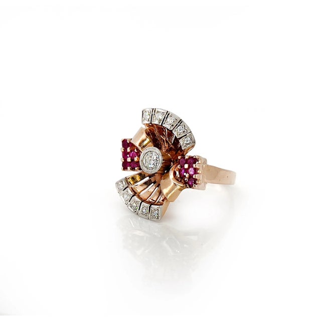 1940s Retro 14k Rose Gold Diamond and Ruby Ring, Size 8.25 For Sale - Image 4 of 8