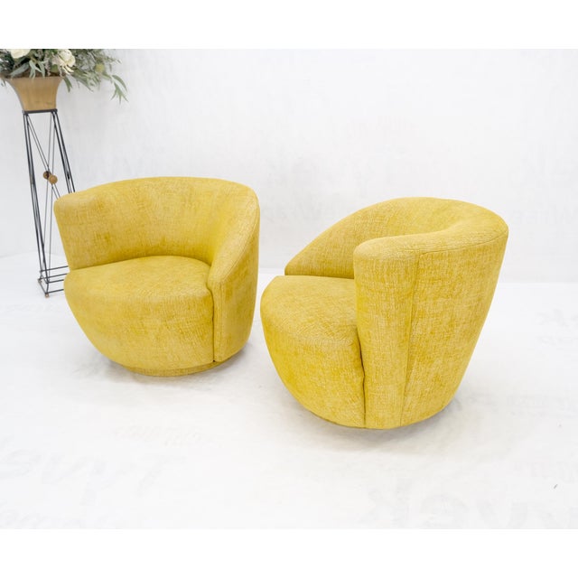 Mid-Century Modern Pair of Vladimir Kagan for Directional Nautilus Chairs Yellow Gold MINT! For Sale - Image 3 of 15