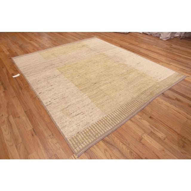 Light Cream and Yellow Modern Geometric Rug For Sale - Image 4 of 7
