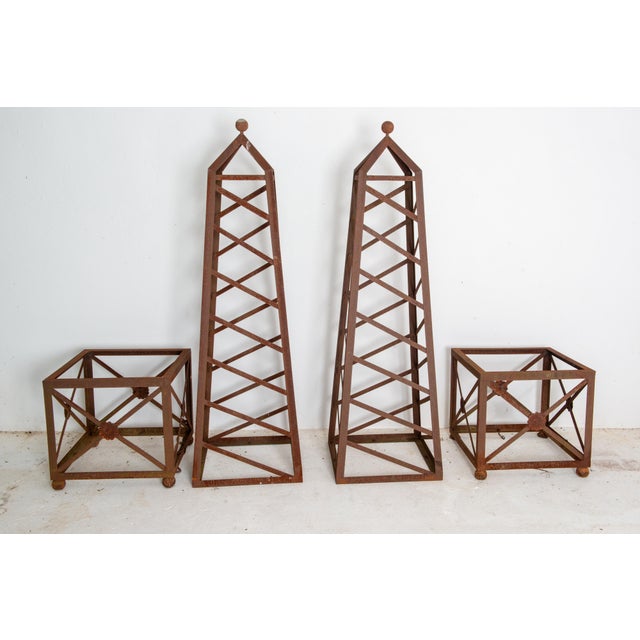 Late 20th Century Pair of Large Classical Steel Garden Obelisks For Sale - Image 5 of 12