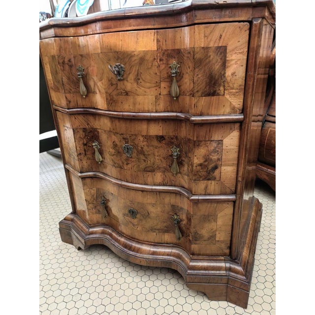 Wood Venetian Bedside Tables, 18th Century, Set of 2 For Sale - Image 7 of 18