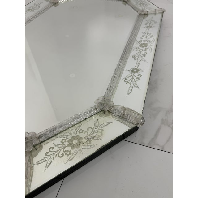 Large Venetian Wall Mirror in Murano Glass, 1950s For Sale - Image 4 of 13
