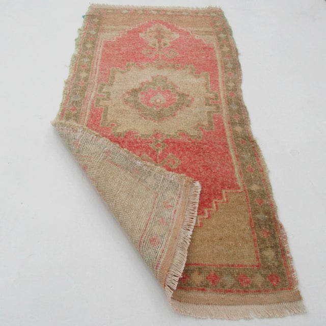 Mid-Century Modern Vintage Wool Mini Turkish Rug For Sale - Image 3 of 4
