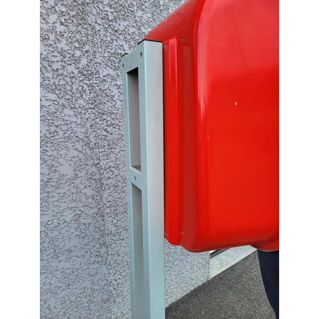 Gray Pil Telephone Booth on Metal Stand, France, 1980, Set of 2 For Sale - Image 8 of 13