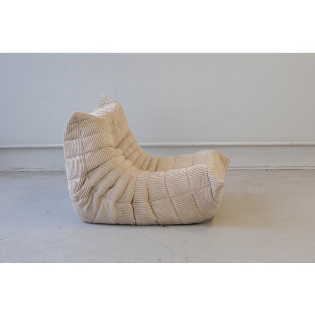 In the case a natural material is used for upholstery, there might be variations in the dye or colour hue. The material...