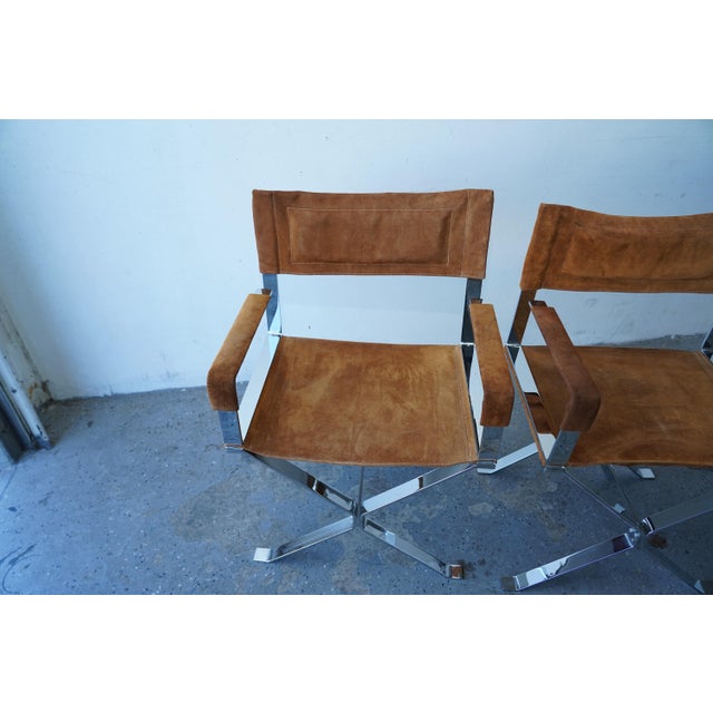 Alessandro Albrizzi 1970s Set of 4 Alessandro Albrizzi Chrome & Cognac Suede Director Chairs For Sale - Image 4 of 17