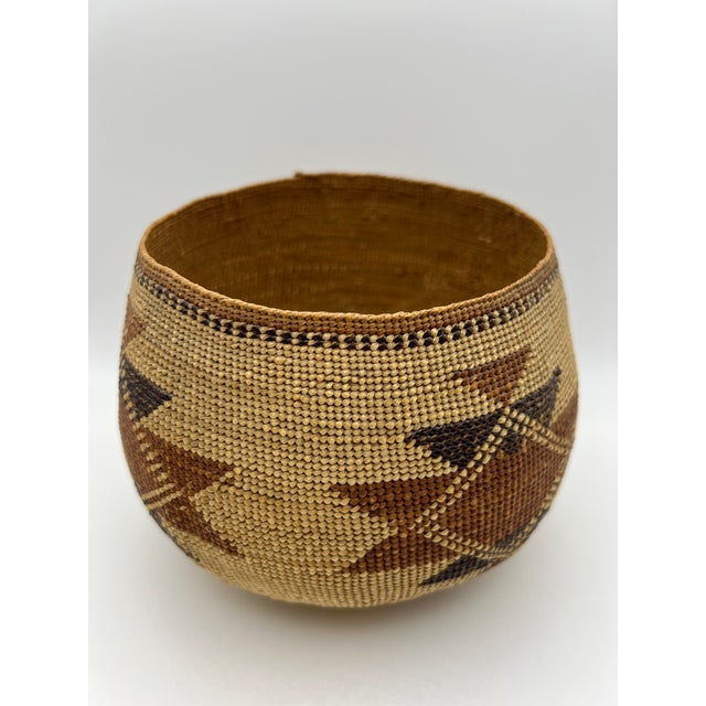 Late 20th Century Antique Native American Basket Hupa or Pit River Afrohemian Decor For Sale - Image 5 of 8