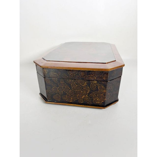 1970s Large Brown and Black Lacquered Box, France, 1970s For Sale - Image 5 of 11