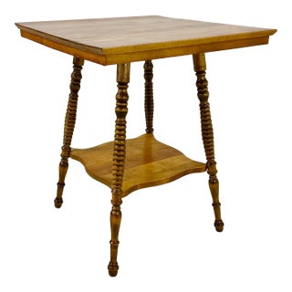 1920s Antique Americana Boho Chic Bobbin Leg Maple Center Table. For Sale