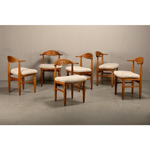 Wood Vintage Brutalist Dining Chairs in Oak and Sheepskin by Henning Kjærnulf, Denmark, 1960s, Set of 6 For Sale - Image 7 of 18