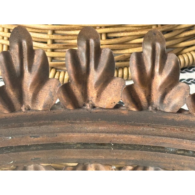 Wood Large Vintage Italian Tole Acanthus Leaf Round Mirrored Tray / Round Mirrored Cocktail Tray For Sale - Image 7 of 17