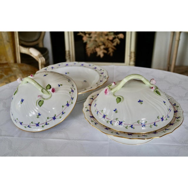 Blue Garland Vegetables Tureens on Stand with Branch Handle from Herend, 2005, Set of 2 For Sale - Image 6 of 11
