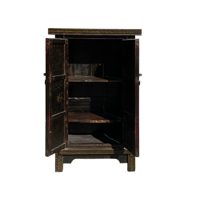 1980s Chinese Vintage Distressed Color Scenery Graphic Dresser Cabinet For Sale - Image 4 of 6