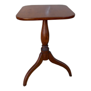 Antique Cherry Federal Spider-Leg Candlestand, New England, Circa 1820s