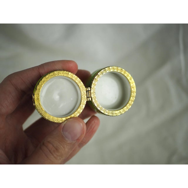 Vintage Porcelain Compact Umbrella Wagasa Majolica For Sale - Image 9 of 9