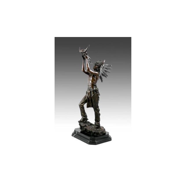 19th Century Bronze Sculpture Representing an Indian American For Sale - Image 5 of 8