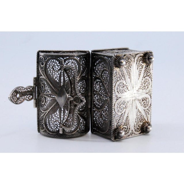 Small Silver Filigree Jewelry Box For Sale - Image 6 of 9