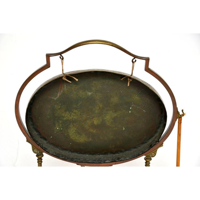 1900 - 1909 Antique Edwardian Brass and Oak Dinner Gong, 1900s For Sale - Image 5 of 10