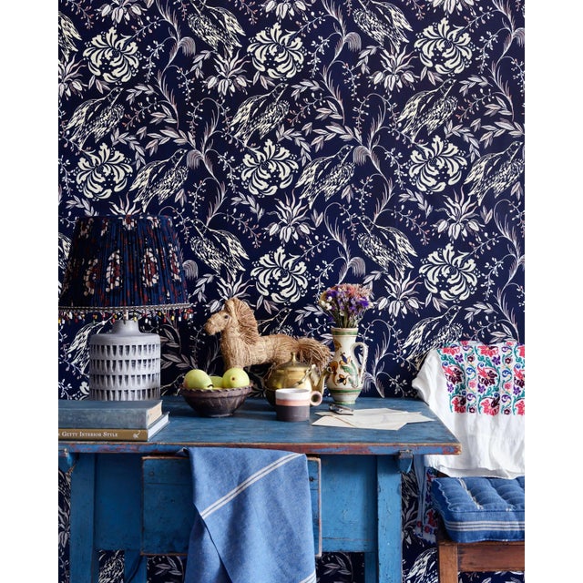Stemming from old embroidery patterns and having flowers and birds motifs as source of inspiration, THE FOLK EMBROIDERY...