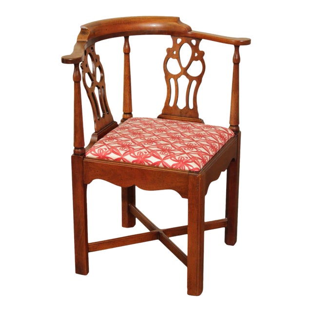 Late 20th Century Chippendale Style Mahogany Corner Chair For Sale