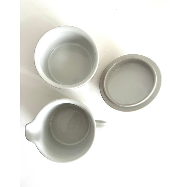 Arabia Vintage 1970s Arabia of Finland Rosmarin Brown Creamer and Sugar Bowl Set For Sale - Image 4 of 5