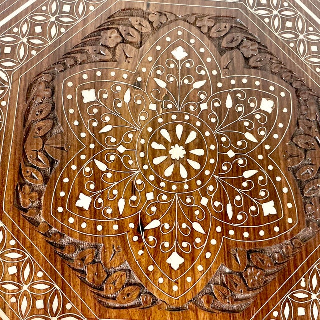 1970s Vintage Boho Chic Moroccan Mediterranean Octagonal Wood Inlaid Drinks Table For Sale - Image 11 of 12
