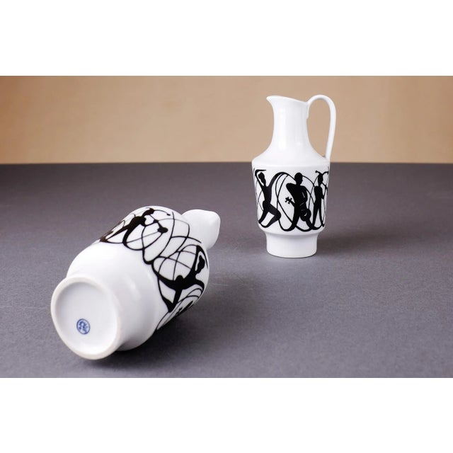 Vintage Handle Vases from Weiß, Kühnert & Co, 1970s, Set of 2 For Sale - Image 4 of 7