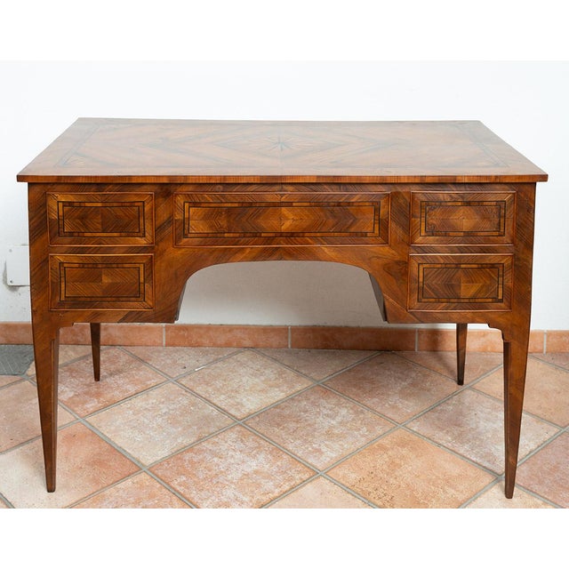 Antique Louis XVI Neapolitan Desk in Walnut Burl, 1700s For Sale - Image 5 of 6