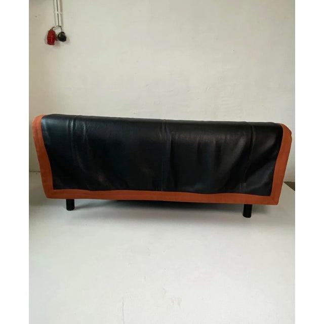 Sindbad sofa design: vico magistretti manufacturer: cassina black leather the sofa is in exceptionally good condition....